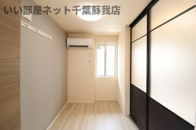 D-room末広2丁目の洋室|使い勝手のいい洋室です