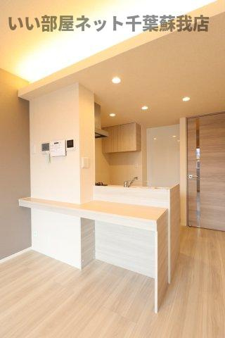 D-room末広2丁目のキッチン|コンパクトなキッチンで掃除もラクラク