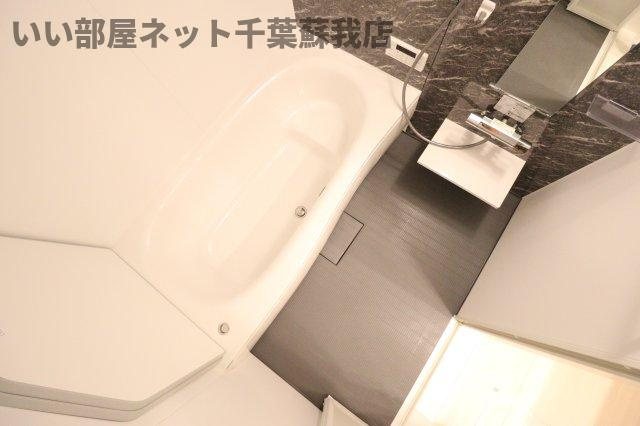 D-room末広2丁目の浴室|コンパクトで使いやすいお風呂です