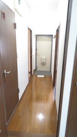 グランシャリオの玄関