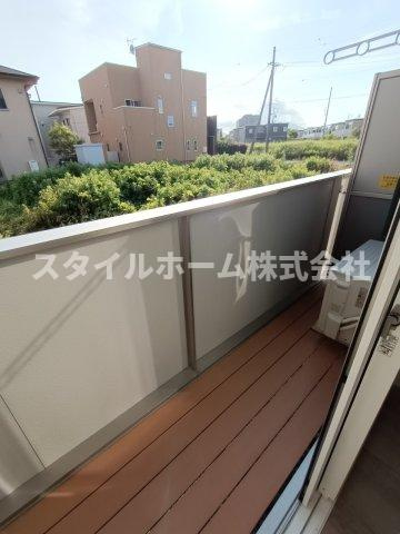 トリシア蔵子のバルコニー
