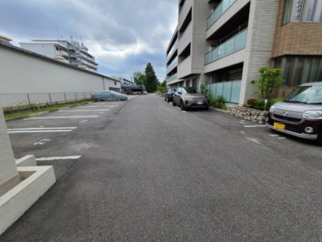 E-smile榎の駐車場|E-smile榎