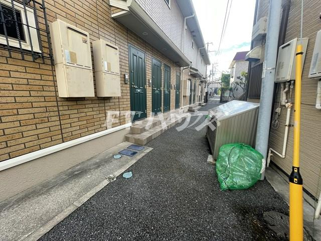 クロシェット津田沼の駐車場
