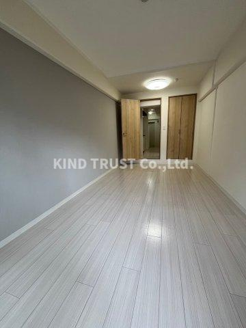 明成中津ビルの居間・リビング|おしゃれなリビングです