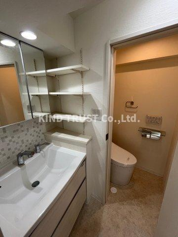 コーポ中津のトイレ|シンプルで使いやすいトイレです