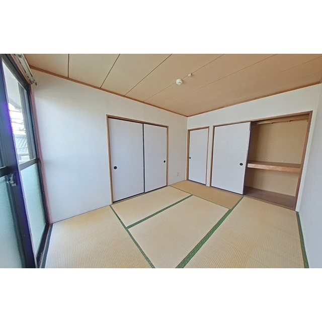 岐阜市茜町のアパートの内装