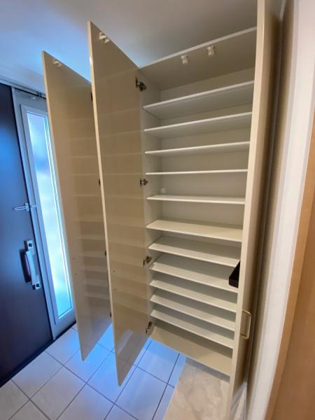 伊勢崎市連取町中古一戸建ての収納|玄関収納