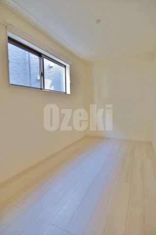 リーブルファイン南越谷1号棟の寝室|全部屋にエアコンついてます♪