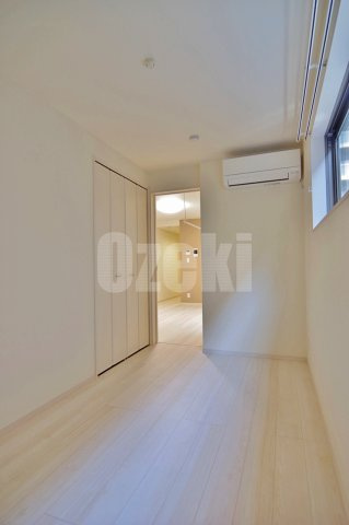 リーブルファイン南越谷1号棟の寝室|全部屋にエアコンついてます♪