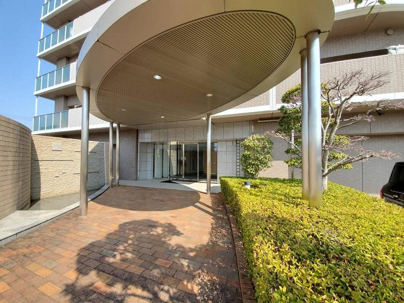 アルファステイツ青柳橋ブランヴェールのエントランス