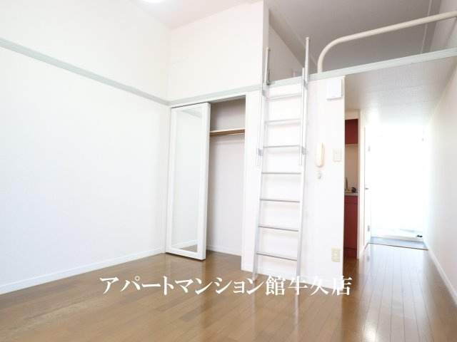 レオパレスリベエールの寝室