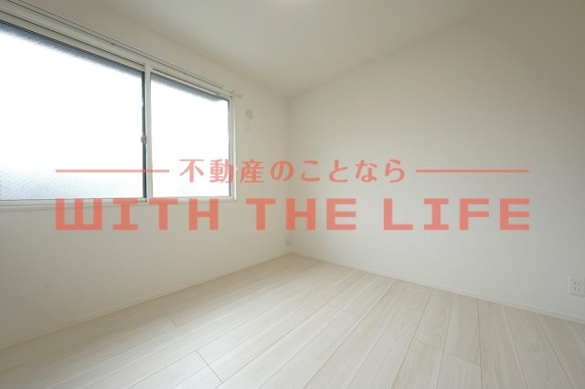 D-ROOM　FIRST　大善寺駅前【キャッシュバック対象】の洋室|広々とした洋室です