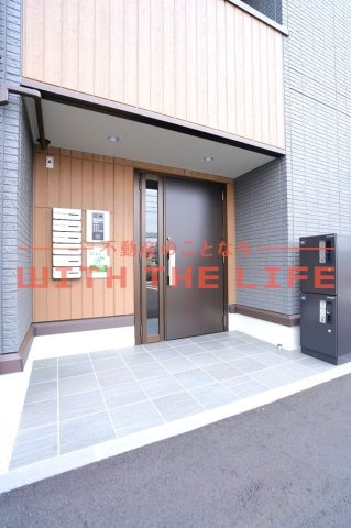 D-ROOM　FIRST　大善寺駅前【キャッシュバック対象】のエントランス|毎日通るエントランスはこのようになっています