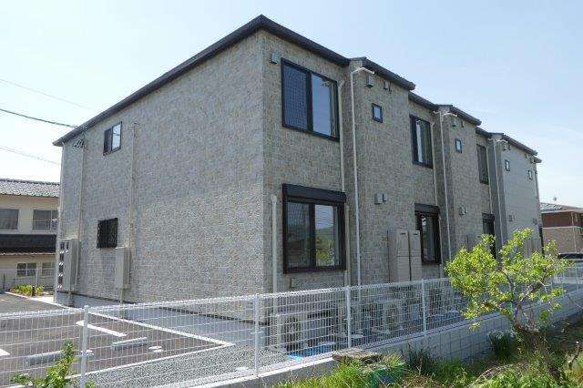 ウエストディオスⅢの外観