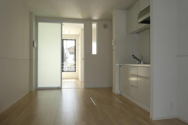 ウエストディオスⅢの居間・リビング