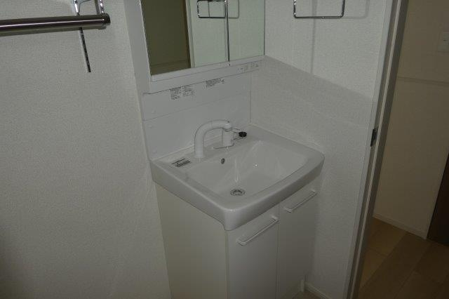 ウエストディオスⅢの独立洗面台|洗髪洗面化粧台