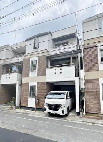 江東区大島６丁目の戸建の前面道路含む現地写真