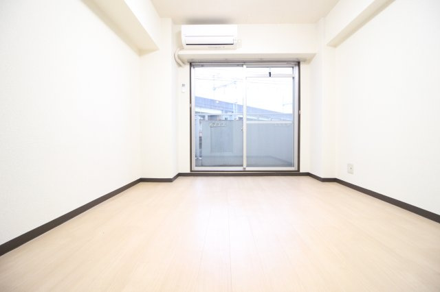 【その他】 | グランヴィ天王寺 | 洋室6.5帖落ち着いた雰囲気です。