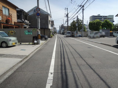 【前面道路含む現地写真】 | 売地　萱町5丁目