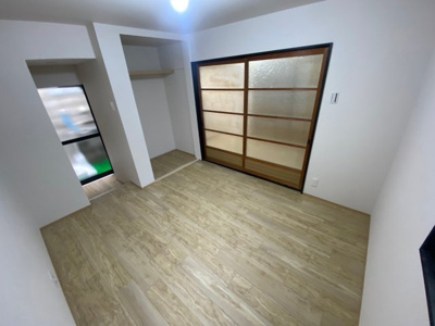 【洋室】 | 東福寺本町10丁目貸家