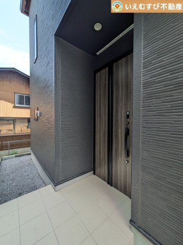 GRAFARE　羽生市北2期のエントランス