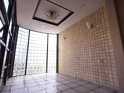 【エントランス】 | エアリーコート上高丸