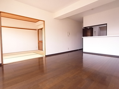 【居間・リビング】 | エアリーコート上高丸