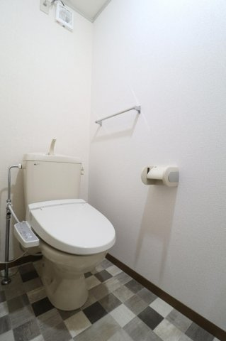 ベッセルオオヌキのトイレ