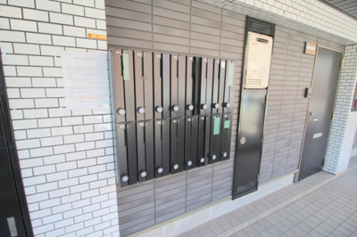 【エントランス】 | グランベガ緑地公園