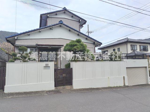 ６２９８５　岐阜市日野東中古戸建ての外観