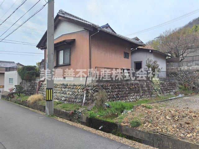 ６２９８５　岐阜市日野東中古戸建ての外観