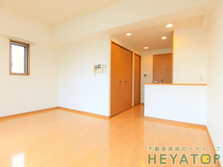 【居間・リビング】 | 洋室１３.８帖（同仕様写真）