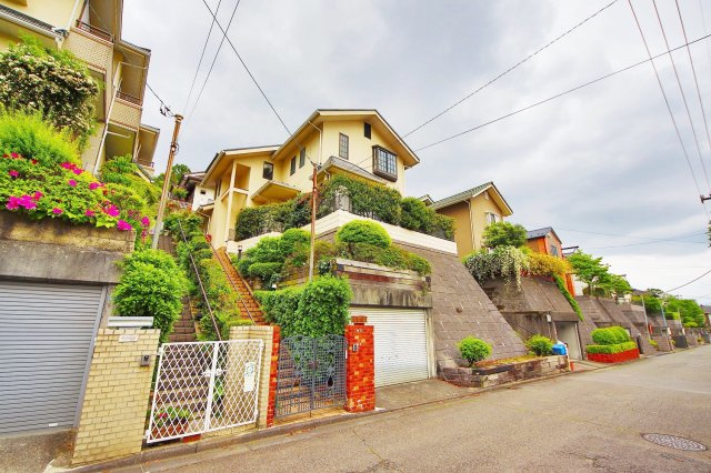 小田急線「新百合ヶ丘」リフォーム戸建ての画像