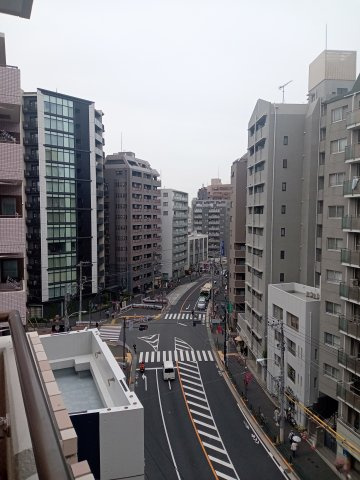 朝日根津八重垣マンションの展望