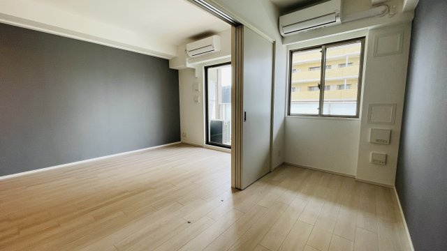 【寝室】 | スプランディッド弁天町