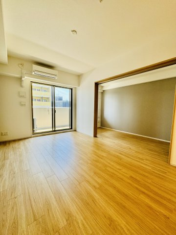 【洋室】 | スプランディッド弁天町