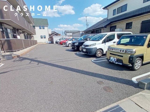 メゾン　クレール　　刈谷市近郊の賃貸ならクラスホーム刈谷の駐車場