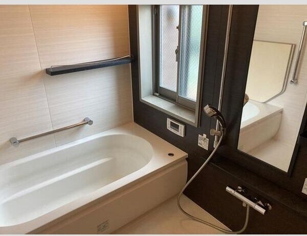 ライオンズ南大高ディアグランデの浴室