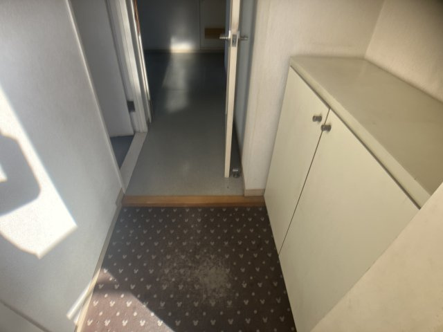 Lily南大野の玄関