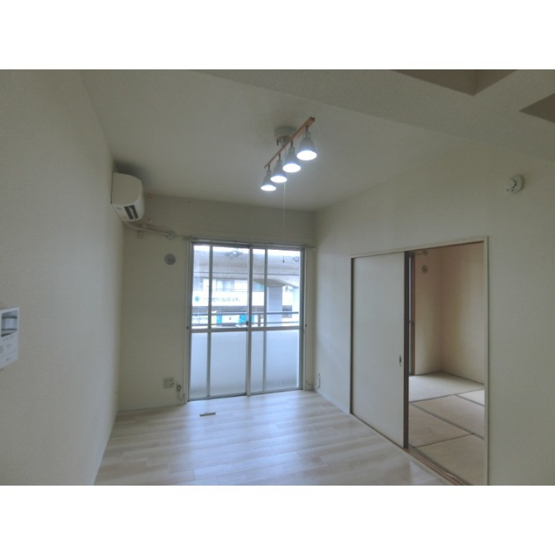 Lily南大野の内装