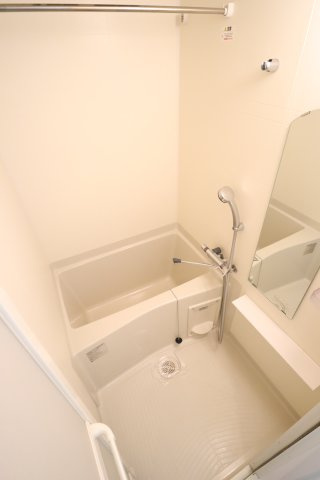 大阪市都島区中野町１丁目の賃貸マンションの浴室