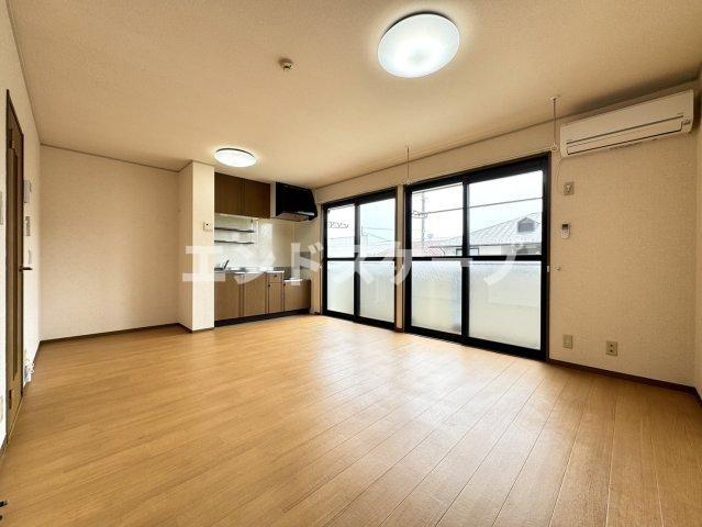 ヴィラ グランデ　Ｂの居間・リビング|高崎、前橋、伊勢崎エリアのお部屋探しはエンドスケープまで！お客様の理想お聞かせ下さい♪