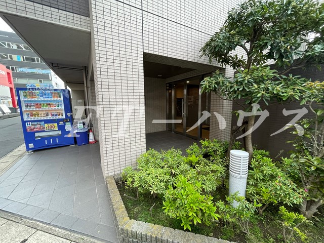 Ｖｉｌｌａｇｅ　Ｈｏｕｓｅ　幕張本郷のエントランス