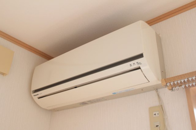 【設備】 | チェリーコート | 寝室にあるエアコンです