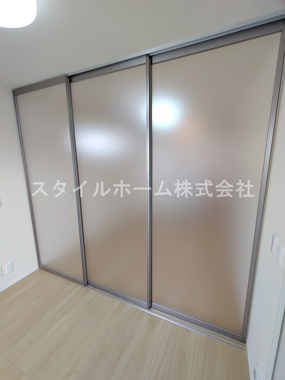 レクエルドの内装|別部屋写真です。