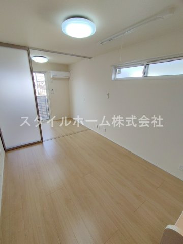 レクエルドの居間・リビング|別部屋写真です。