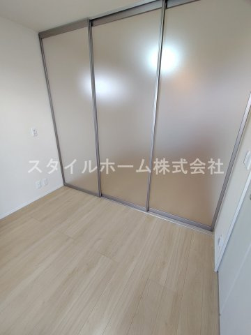 レクエルドの居間・リビング|別部屋写真です。