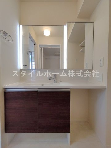 レクエルドの洗面所|別部屋写真です。