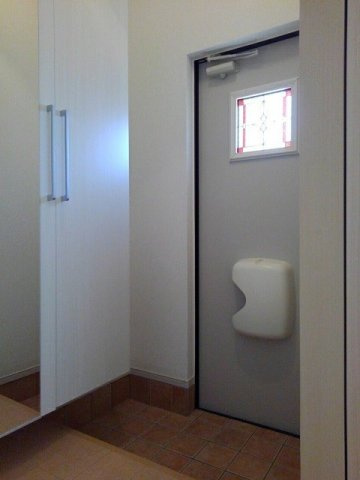 ボヌール伊奈　髙蔵館の玄関|落ち着いた玄関です