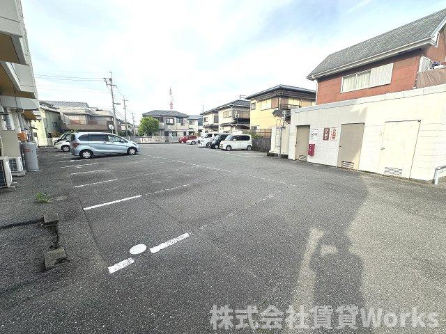 コーポ二丈の駐車場|カースペースがあります